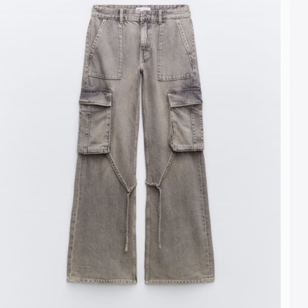 NWT Zara cargo pants size 38, size 6, never worn
